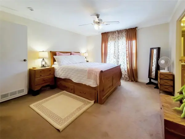 210 N Avenue B, Knox City, TX 79529