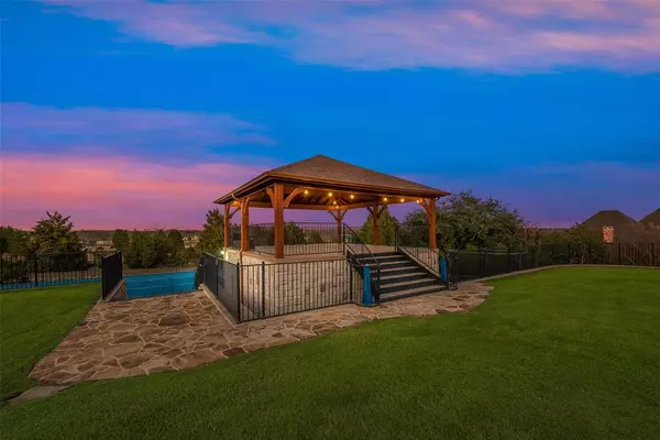 Sunnyvale, TX 75182,411 Crestfield Court