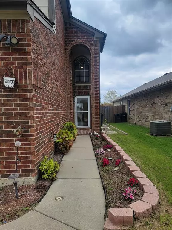 Fort Worth, TX 76131,6468 Regina Drive