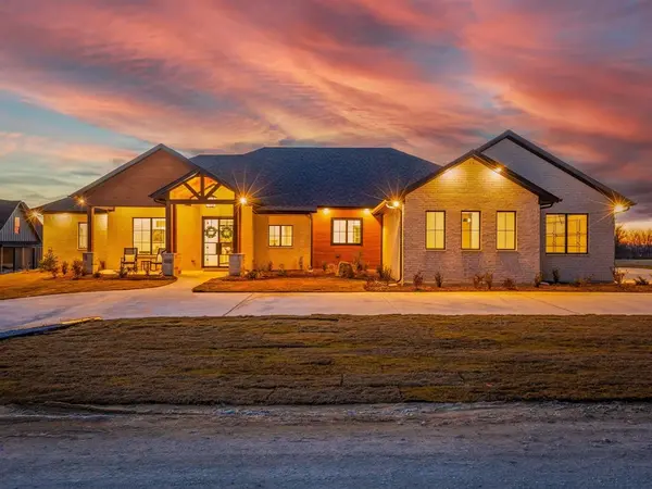 Gunter, TX 75058,1301 Hunt Road