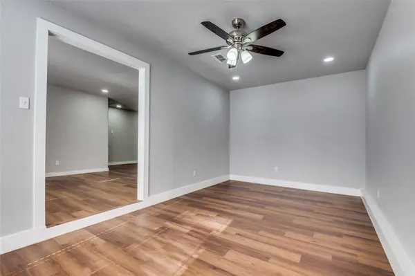 Dallas, TX 75241,3919 Mehalia Drive