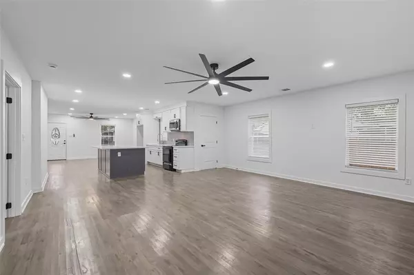 Kaufman, TX 75142,1901 S Jefferson Street