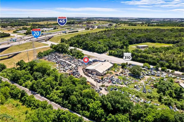 Hutchins, TX 75241,10466 S Central Expressway