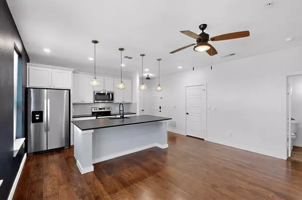 800 S Welch Street #104, Denton, TX 76201