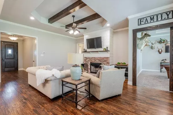 Weatherford, TX 76088,104 Lagrange Court