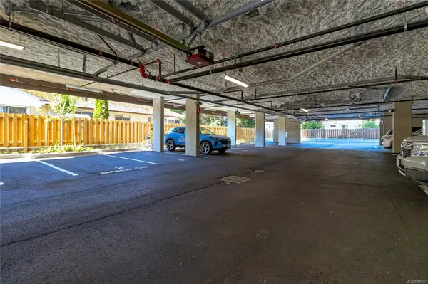 924 Jenkins Ave #406, Langford, BC V9B 2N7