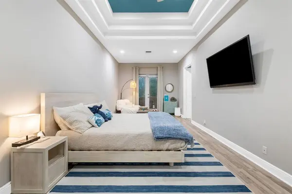 Fort Lauderdale, FL 33304,919 NE 17th Way