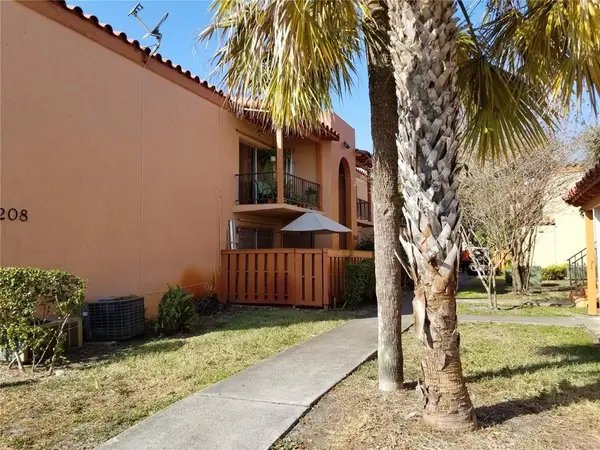 7208 Fairway Dr #I9, Miami Lakes, FL 33014