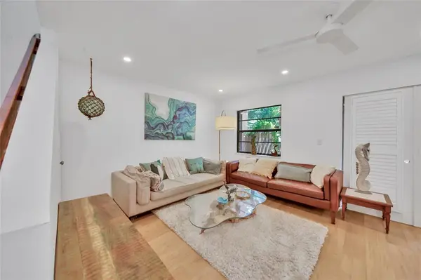 Fort Lauderdale, FL 33305,200 NE 17th Ct #805