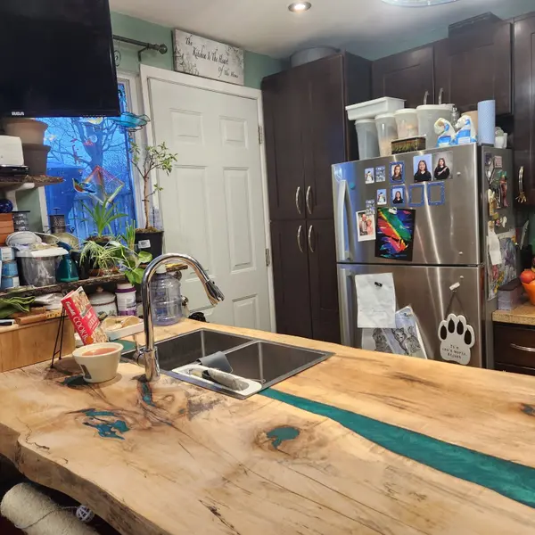 63 Ferris LN #K6, Barrie, ON L4M 5C4