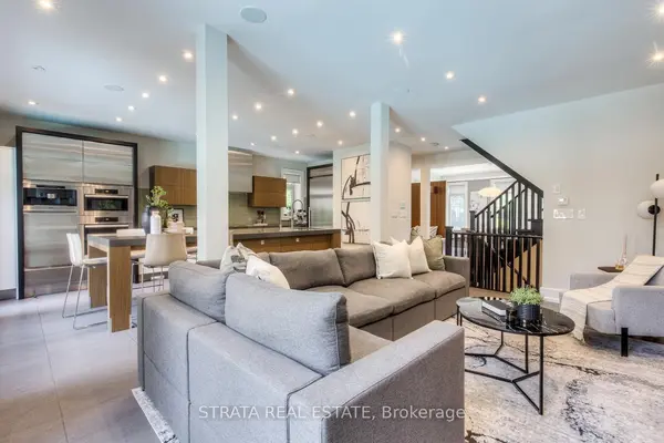 Toronto W09, ON M9R 2V6,33 Shadwick DR