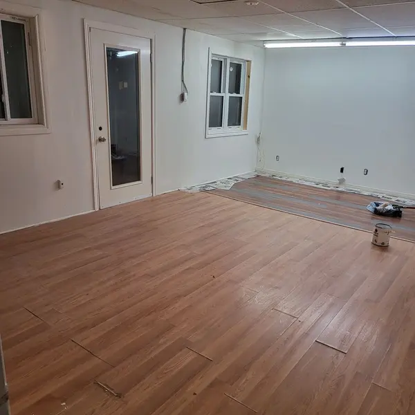 Fort Erie, ON L0S 1B0,74 Queens CIR #3