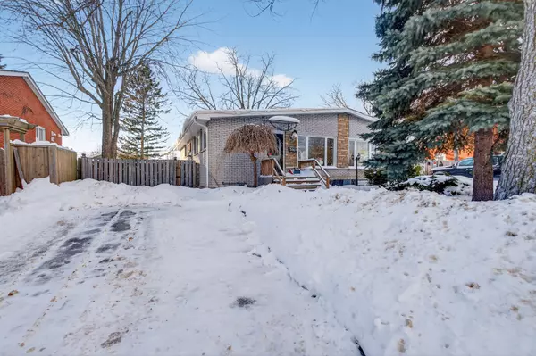 340 PALACE RD, Kingston, ON K7L 4T3