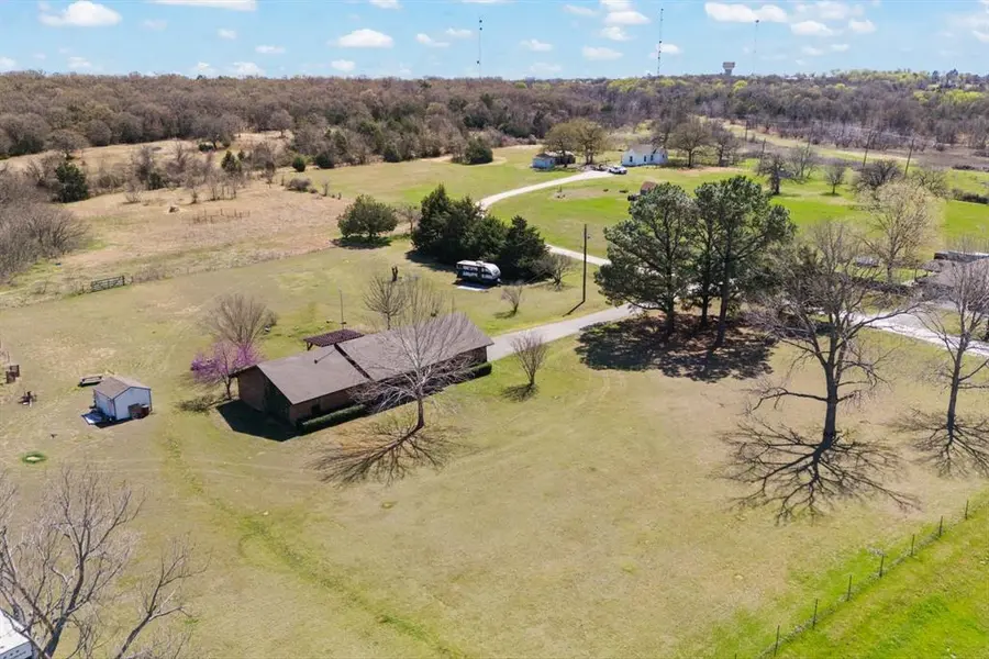 1133 County Road 426, Cleburne, TX 76031