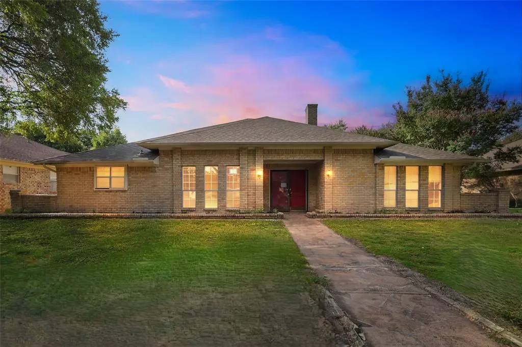 Dallas, TX 75243,9706 Trevor Drive