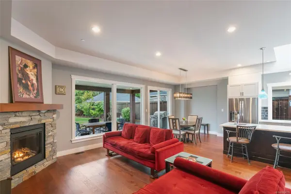 166 Skylark Ave, Parksville, BC V9P 1M3