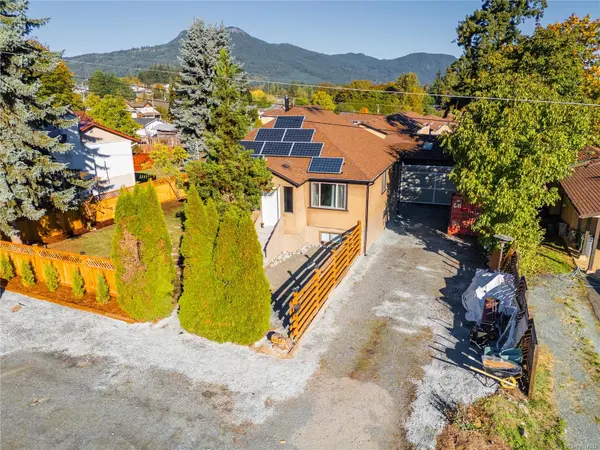 3067 George St, Duncan, BC V9L 2B1