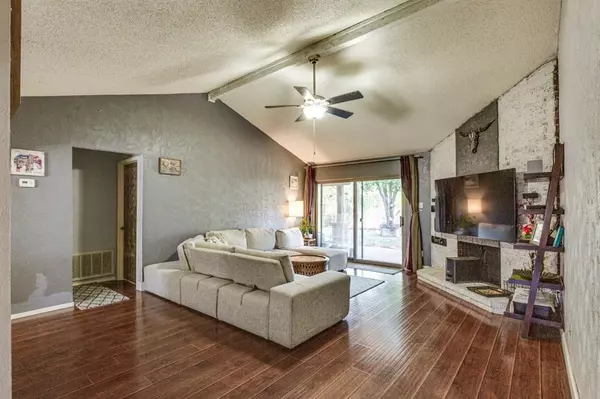 Lake Dallas, TX 75065,5406 Princess Court