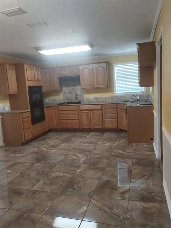 4609 Pioneer Road, Balch Springs, TX 75180