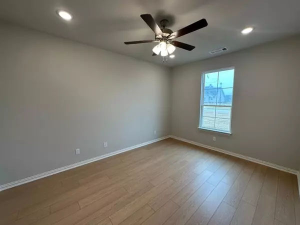 Oak Ridge, TX 75161,2472 Blackjack Oak Road