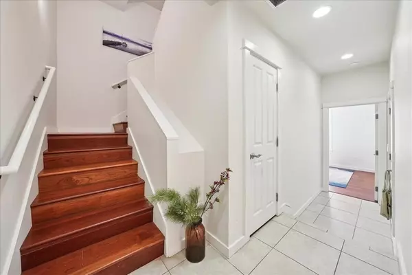 Dallas, TX 75204,2608 Thomas Avenue #8