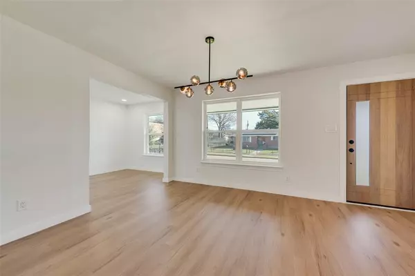 Dallas, TX 75233,3021 El Tovar Avenue