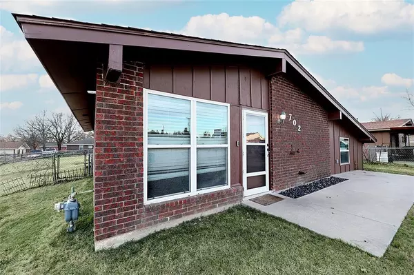 Bowie, TX 76230,702 E Decatur Street