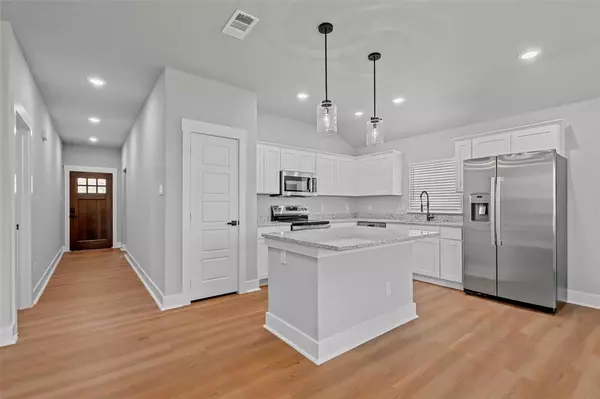 Tolar, TX 76476,468 Peace Lily Way