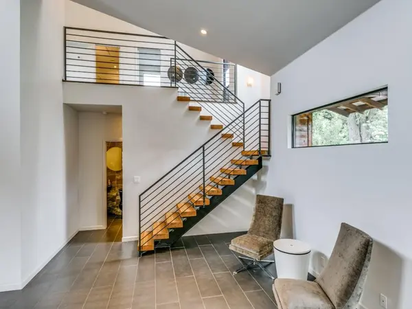 Dallas, TX 75208,919 Knott Place