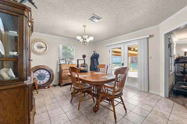 Woodway, TX 76712,837 White Oak Drive