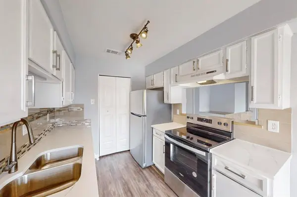 Carrollton, TX 75006,2240 Tarpley Road #464