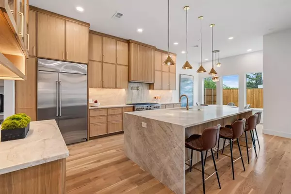 Dallas, TX 75220,3868 Cortez Drive