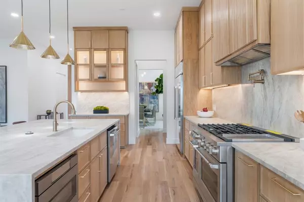 Dallas, TX 75220,3868 Cortez Drive