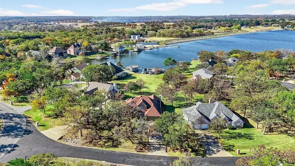 Lake Kiowa, TX 76240,100 Mohawk Cove