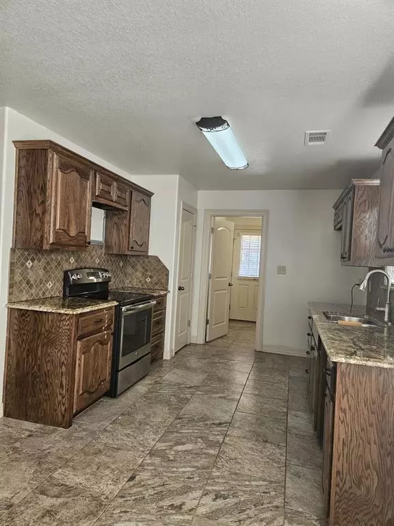 Corsicana, TX 75110,400 S Powell Street