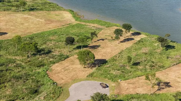 Kerens, TX 75144,L 33 Chambers Bay