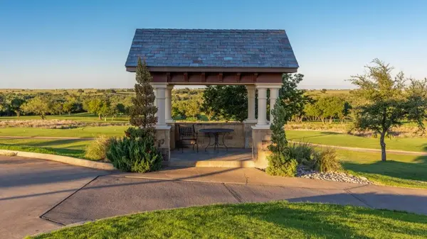 7302 Gleneagles Drive, Cleburne, TX 76033