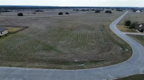 7302 Gleneagles Drive, Cleburne, TX 76033