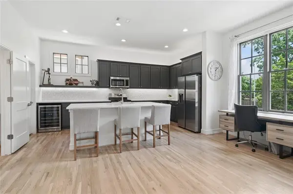 Dallas, TX 75214,5065 Gaston Avenue #101