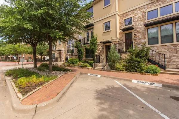 Plano, TX 75024,7416 Bishop Road