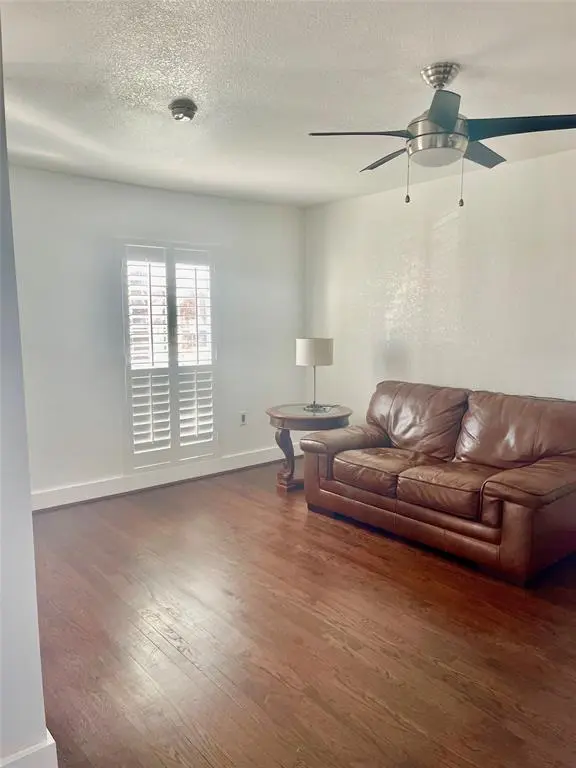 Dallas, TX 75208,1413 S Waverly Drive