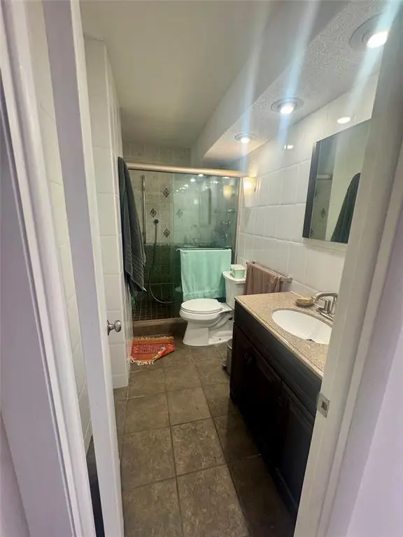 Hallandale Beach, FL 33009,3113 S Ocean Dr #209