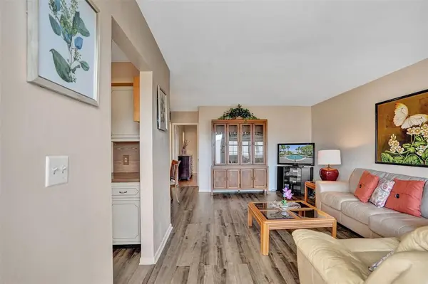 Lighthouse Point, FL 33064,2050 NE 39th St #203s