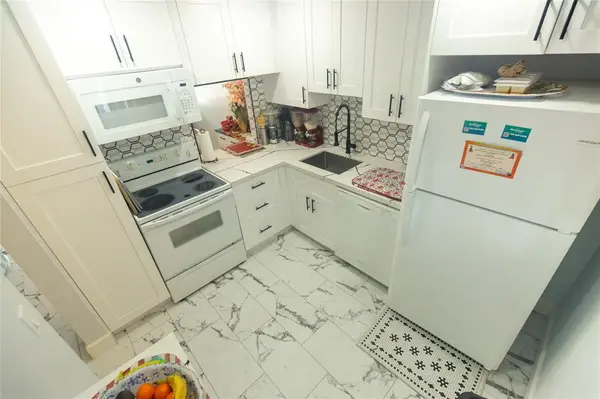 Margate, FL 33063,3140 Holiday Springs Blvd #9-210