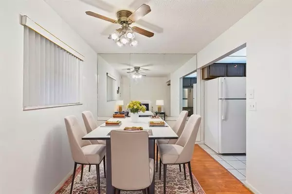 Coral Springs, FL 33065,10762 La Placida Dr #7-106