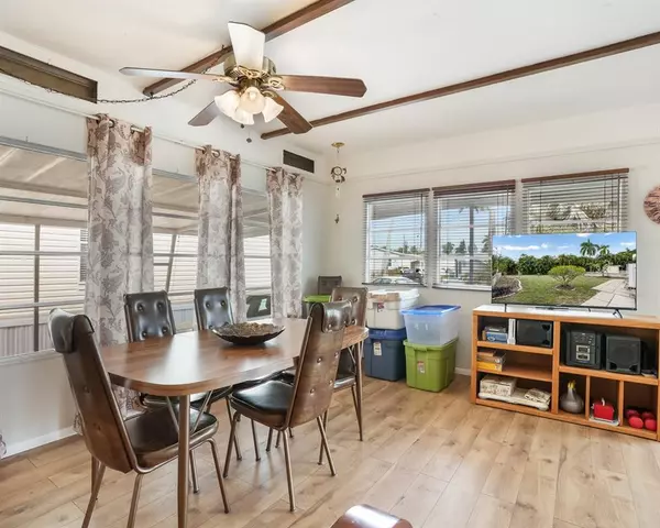 Davie, FL 33324,1921 SW 87th Ter