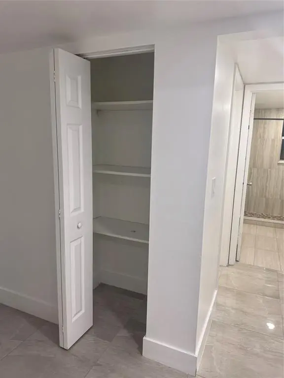 Margate, FL 33063,5515 Lakewood Cir #115