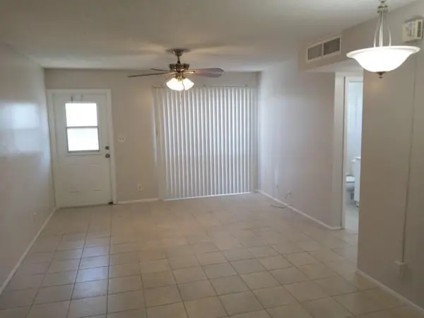 Coral Springs, FL 33065,2641 Riverside Dr #5
