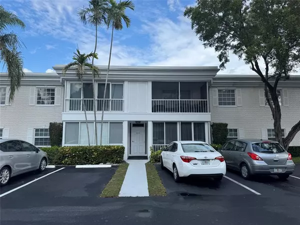 Fort Lauderdale, FL 33308,6219 Bay Club Dr #3