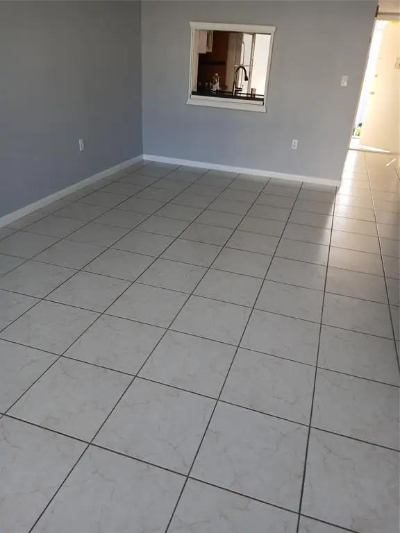 Hallandale Beach, FL 33009,1891 S Ocean Dr #303